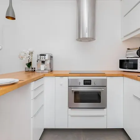 Spacious Aleja Rzeczypospolitej With Balcony By Renters Lejlighed Gdańsk